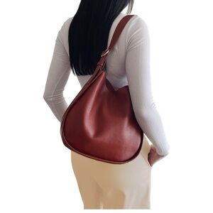 NWOT Tote Le Monde London Bucket Bag